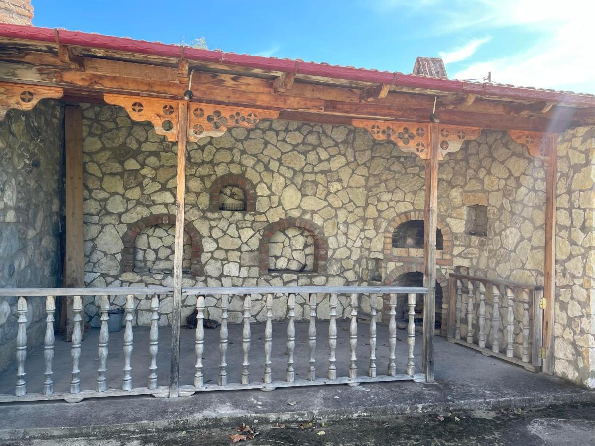 Blue Guest House Samtredia Ngoại thất bức ảnh
